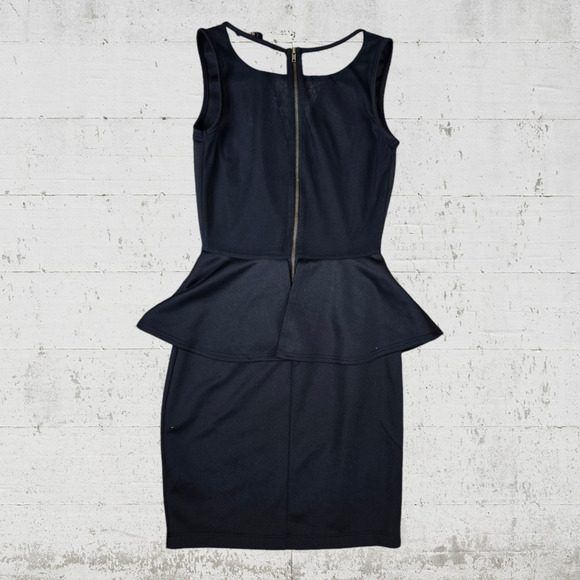 Guess Black Peplum Sleeveless Mesh USA Made Bodycon Classic Mini Dress Size XS - Picture 6 of 6